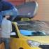 Taksi tavanında cenaze taşıdılar Taksi tavanında cenaze taşıdılar