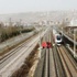 Hızlı tren hattına çatı düştü Hızlı tren hattına çatı düştü