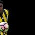 Emenike’den tribüne alkış Emenike’den tribüne alkış
