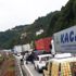 LPG yüklü tanker duvara çarptı, Karadeniz Sahil yolu kapandı LPG yüklü tanker duvara çarptı, Karadeniz Sahil yolu kapandı