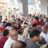 Balık ekmek izdiham oluşturdu!