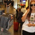 Demet Akalın, Milano’dan 5 valiz kıyafetle döndü Demet Akalın, Milano’dan 5 valiz kıyafetle döndü