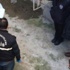 Tuvalette doğurdu, balkondan attı