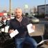Motora yüksek sesle müzik dinlemekten ceza geldi, makbuzu görünce şok oldu Motora yüksek sesle müzik dinlemekten ceza geldi, makbuzu görünce şok oldu