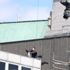 Tom Cruise yeni filminin çekimleri sırasında yaralandı