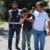 Sinyal kesici jammerla 13 bin lira çalan şüpheliler yakalandı Sinyal kesici jammerla 13 bin lira çalan şüpheliler yakalandı