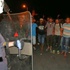 Midilli'de sığınmacılar isyan etti