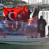 HDP’lilere sandallı tepki