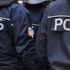 Polis 20 yaş altı diye durdurdu, üzerinden silah çıktı