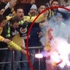 Fenerbahçeli taraftarlar Galatasaray forması yaktı
