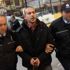 Kemerle eşini döven adam adliyeye elinde kemerle geldi