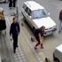 Hiperaktif gencin et takılan kancada akrobasi denemesi kötü bitti Hiperaktif gencin et takılan kancada akrobasi denemesi kötü bitti