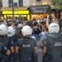 3. Havalimanı protestosuna polis müdahalesi: Gözaltılar var