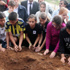 Gülay öğretmen bebeğiyle aynı mezarda!