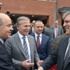 Cami avlusunda karşılaştılar Cami avlusunda karşılaştılar