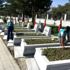 Erzincan da yükümlüler şehit mezarlarını temizledi