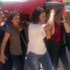 Suruç'ta yaralı kurtulan Sinem Kılıç, annesi ve abisinin tabutuna omuz verdi