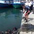 - Denize bu kez temizlik için daldılar