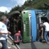 Beykoz’da halk otobüsü devrildi Beykoz’da halk otobüsü devrildi
