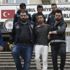 1 kişiyi sokak ortasında infaz etti. Adliyeden giderken öldüreceği diğer kişilerin isimlerini sıraladı 1 kişiyi sokak ortasında infaz etti. Adliyeden giderken öldüreceği diğer kişilerin isimlerini sıraladı