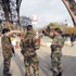 Fransız ordusu Paris'e indi! Fransız ordusu Paris'e indi!