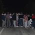 Yol kesip, husumetlilerine saldırdılar: 6 yaralı Yol kesip, husumetlilerine saldırdılar: 6 yaralı