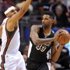 Bucks deplasmanda galip