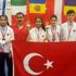 Badmintoncular Bulgaristan dan madalyayla döndü