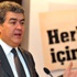 CHP'den ihraç edilen Süheyl Batum, davayı kazandı partiye geri döndü