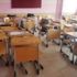 Lisede bıçaklı dehşetin yaşandığı kat kapatıldı, sınıflar üst katlara taşındı. Lisede bıçaklı dehşetin yaşandığı kat kapatıldı, sınıflar üst katlara taşındı.