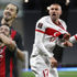 Hakan Çalhanoğlu'dan Ibrahimovic mi? Burak Yılmaz mı? sorusuna cevap Hakan Çalhanoğlu'dan Ibrahimovic mi? Burak Yılmaz mı? sorusuna cevap