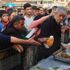 Festivalde balık-ekmek izdihamı Festivalde balık-ekmek izdihamı