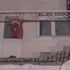 Zeytinburnu’nda balkon çöktü