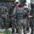 Torbacılara özel harekatlı baskın: 11 gözaltı Torbacılara özel harekatlı baskın: 11 gözaltı