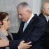 TBMM Başkanı Yıldırım'dan Ukrayna'da öldürülen genç kızın ailesine taziye ziyareti TBMM Başkanı Yıldırım'dan Ukrayna'da öldürülen genç kızın ailesine taziye ziyareti