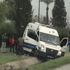 İzmir’de ambulans yoldan çıktı: 5 yaralı İzmir’de ambulans yoldan çıktı: 5 yaralı