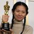 Oscar kazanan Nomadland filminin yönetmeni Chloé Zhao, ülkesi Çin'de sansüre uğradı Oscar kazanan Nomadland filminin yönetmeni Chloé Zhao, ülkesi Çin'de sansüre uğradı