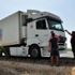 Serinlemek için suya giren kamyoncular soyuldu Serinlemek için suya giren kamyoncular soyuldu