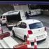 Ataşehir de minibüsten cep telefonu hırsızlığı kamerada