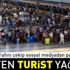 Fotoğrafını çekip paylaştı: Gökten turist yağıyor Fotoğrafını çekip paylaştı: Gökten turist yağıyor