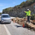 Datça-Marmaris Karayolu'nda toprak kayması Datça-Marmaris Karayolu'nda toprak kayması