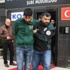 Uyuşturucu satıcıları AVM'de yakalandı