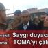 Balığı buzun içinden çıkarmaya çalışan kedinin görüntüleri izleme rekoru kırdı