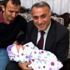 Şehit polisin 2 ay önce kızı olmuş Şehit polisin 2 ay önce kızı olmuş