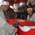 Şehit polisin cenaze namazını imam babası kıldırdı