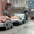Kocaeli'de vatandaşlar doluya karşı halı ve kilimlerle önlem aldılar Kocaeli'de vatandaşlar doluya karşı halı ve kilimlerle önlem aldılar