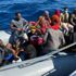 İzmir açıklarında 19 düzensiz göçmen yakalandı