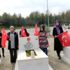 Siirt te öğrenciler Mehmetçik için şehitlikte bir ...
