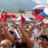 Kemer'de Ruslar Zafer Bayramı'nı kutladı Kemer'de Ruslar Zafer Bayramı'nı kutladı