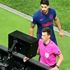 Luis Suarez kurnazlık yaptı, cezası sarı kart oldu Luis Suarez kurnazlık yaptı, cezası sarı kart oldu